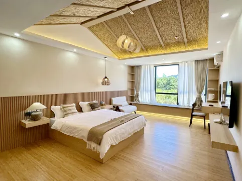 Bamboo Haven - 2-Star