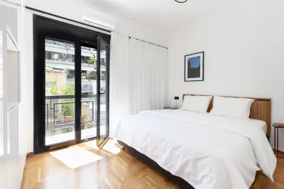 Elliot Neapoli Hotels in Exarcheia