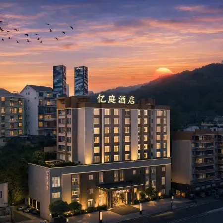YiTing Hotel