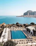 Club Med Cefalu - مسبح