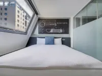 CHECK inn Taichung LiMing - Airport Shuttle