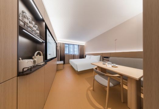 베이징 남역 전경 및 지하철역 안내