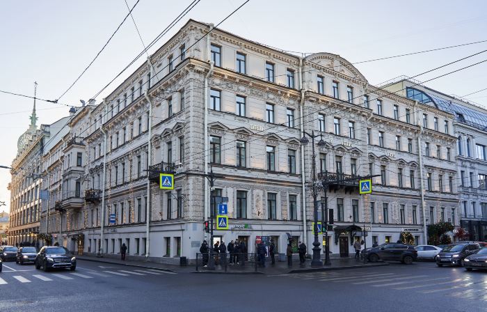 Helen Hotel