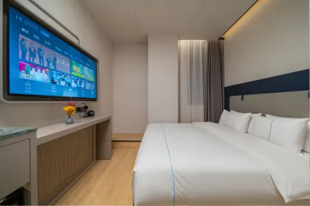 Yihai Culture hotel（Chaoyang Park Subway Station Chaoyang Railway Station Branch）