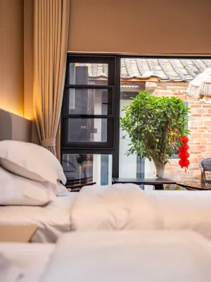 Quwan No.4 Independent Courtyard Homestay (Beihai Fengjia River Wetland Park) Hotels in Mangrove Ecological Tourist Area/Garden Expo