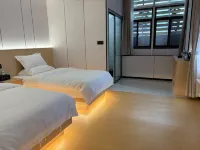 Gejiu Jinghua Hotel