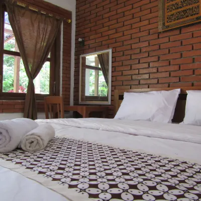 Penginapan Udin Syariah Bukit Rhema Hotel dekat Bukit Sukmojoyo