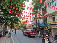 The Leafy Soaking Boutique Stay – Hang Than Hotels in Ba Dinh Square/Giang Vo Convention Center
