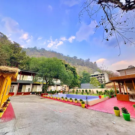 Devora Resort
