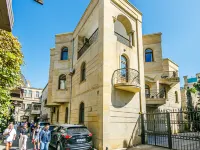 藝術俱樂部酒店 鄰近火焰塔的酒店