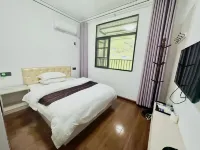 San Yuetian Homestay (Chaotianhou Scenic Area) - 2-Star