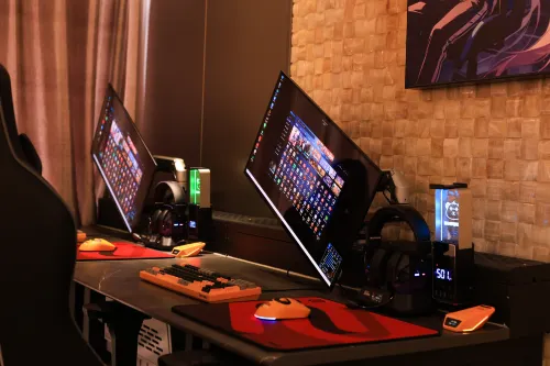 Yanxiaoji E-Sports Hotel (Yanbian University Internet Celebrity Wall Xishichang) - 신규