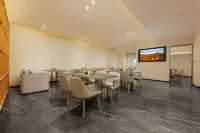 Jinyi Hotel