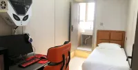 Moka E-Sports Hotel (Maralbexi Central Stadium)