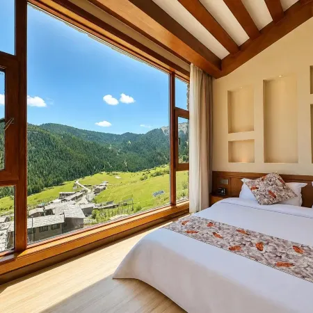 I have a homestay in Zhaquana (Dari Viewpoint Store)