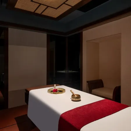 Courtyard by Marriott Mumbai International Airport