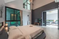 Villa Chuly - 3 BR Luxurious Pool villa in Phuket - Homestays