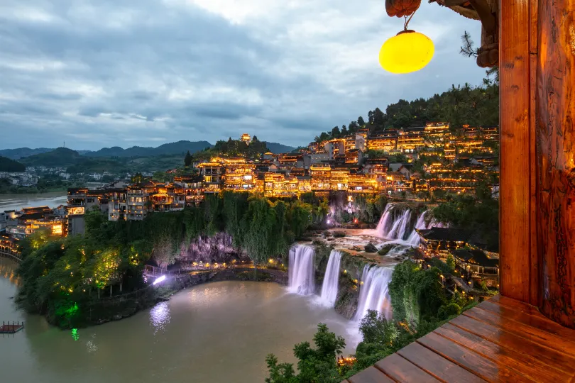 Tuwang Palace · Eight Halls, Furong Town (Waterfall View, Core Scenic Area)