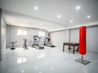 Linze All Season Hidden Foot Hotel - Gym