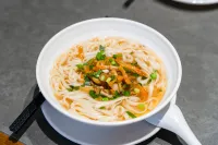 Junyi Select Hotel (Wuyi Hushan Square Store)