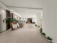 Quanzhou Luxury Business Travel Hotel (Exhibition City Baijie Shangyuecheng Branch) - 2-نجوم