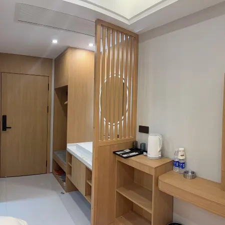 Wumeng Grand Hotel (Wumeng Grass Plain)