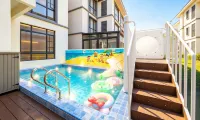 Tongyue Family Homestay with Pool Courtyard (Shanghai Jinshan North Station) - piscina