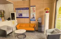 Qitai Jinmailang Hotel (First People's Hospital)