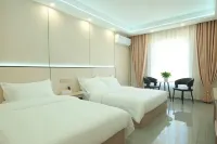 Liangbo Homestay - Kitchens