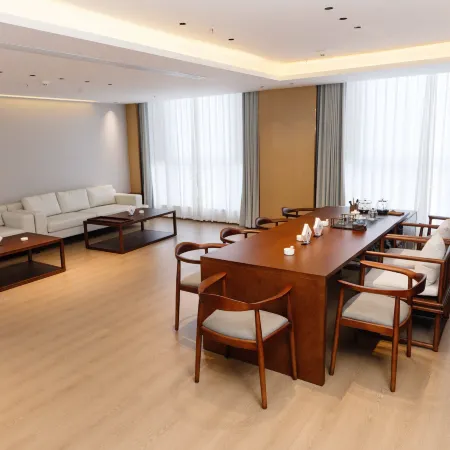 Huifeng Hotel