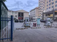 Rezen Longuu Hotel （Wuzhong Two Halls and One Center） - parking