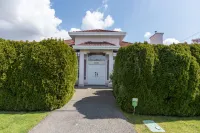 Elegant Richmond Stay Near YVR & Steveston - 4성급