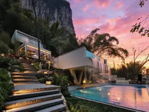 Yangshuo Shanli Shanwai • Secret Valley Resort Hotel (Near the Ten Mile Gallery and Yulong River)