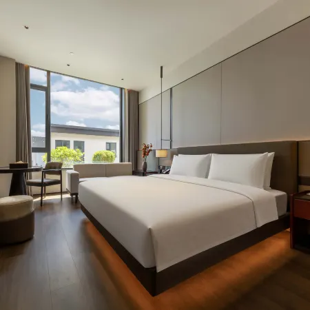Y Hotel (Beijing West Railway Station, LIZE Business District, QILIZHUANG Subway Station Area)