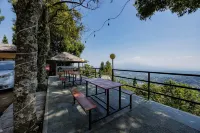 Salak View Resort - parking
