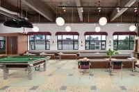 Lv Xiao Er Youth Hotel (Luoyang Yingtianmen) - bar