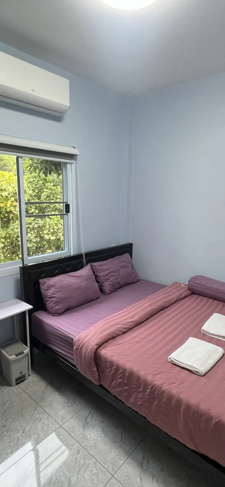 2 Bedroom Bungalow W/ 2 Queen Beds