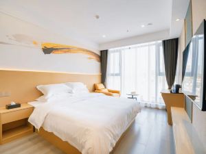 Zhongjiang Yunding Business Hotel