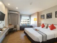 Bangkok Loft Inn Hotels near Thonburi