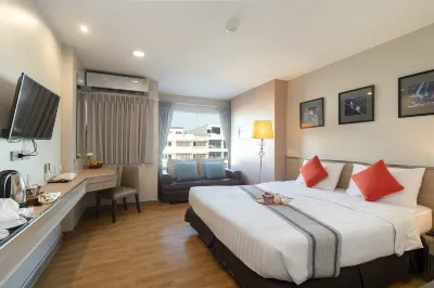 Bangkok Loft Inn Hotel di Thon Buri