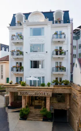 Roy Dala Hotel