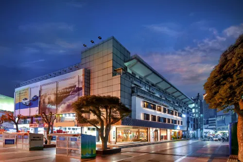 Suzhou  Shantang Street MixC World Store Houju Hotel - Airport Shuttle