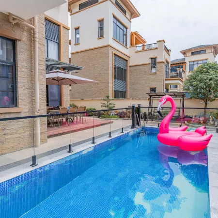 Yingde Baodun Lake Pool Hot Spring Villa