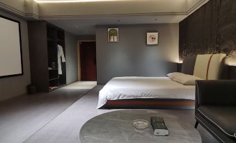 Hanxiangju · Cinema Smart Serviced Apartment