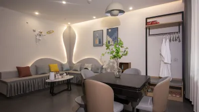 Huaxi Xiyuange Homestay Hotels in Qingyan Ancient Town