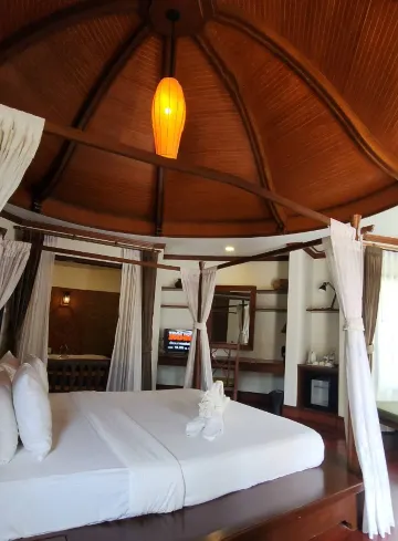 วิลล่าจากุซซี่พร้อมวิวทะเล