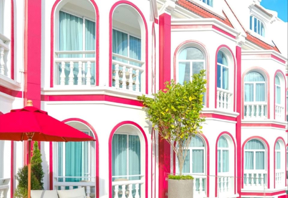 2. 푸껫 센터 호텔..