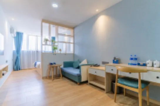 โรงแรมแฟชั่นป๋อยู่ (สถานีตะวันออก เจียงเหมิน)