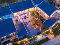 Floral Lux Hotel·tifu Hotel(Dongyi Town, wanpingkou, Rizhao) Hotels in Rizhao