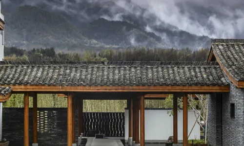 Huangshan hongcunTanhouse Hot Spring Resort